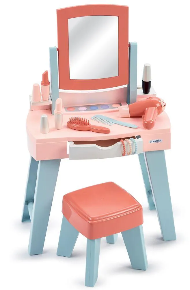 MA PREMIERE COIFFEUSE