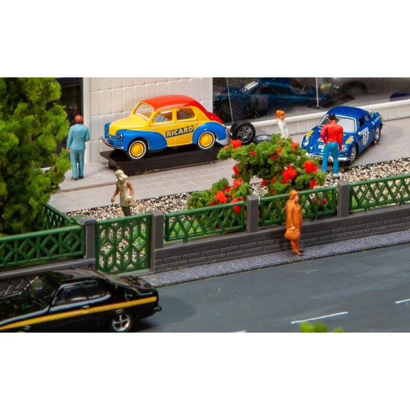 Clôture de jardin. MKD 2022