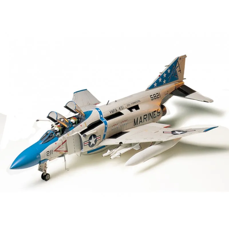 McDonnell Douglas F-4J. TAMIYA 60306