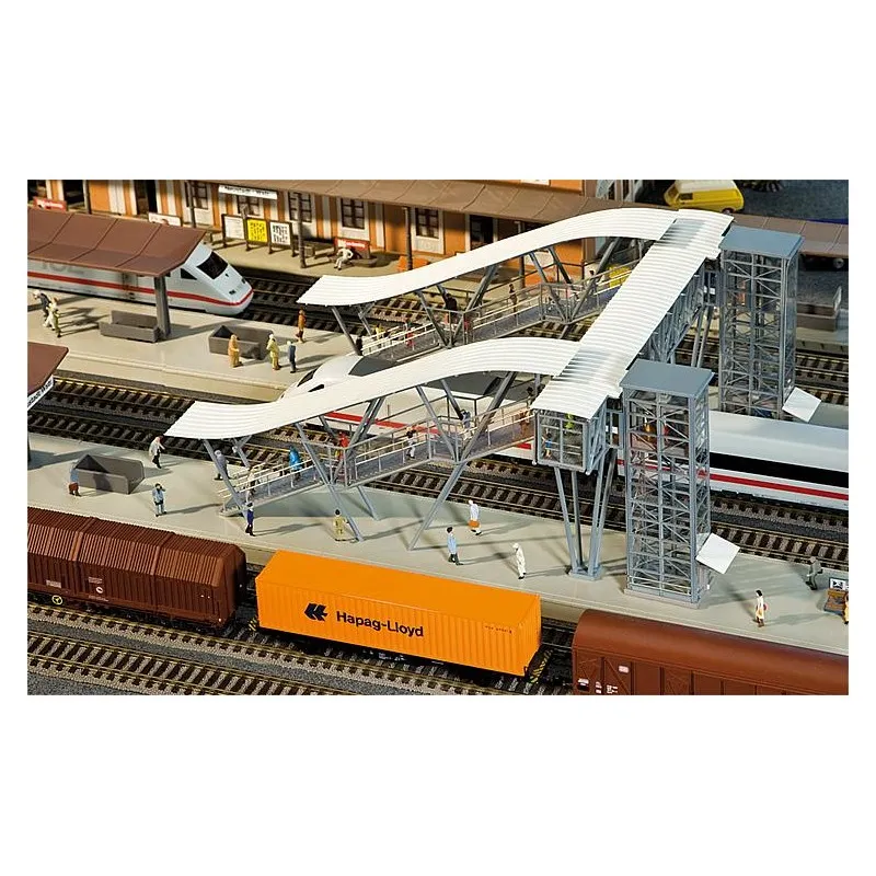 Allée piétonne. FALLER 120110