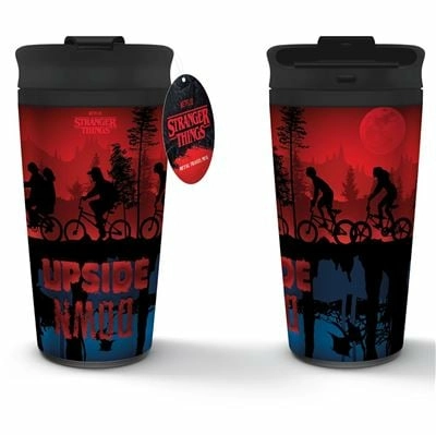 Stranger things 4 mug de voyage scene