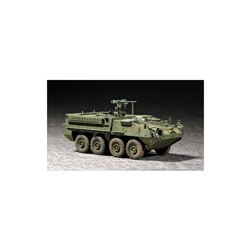 Véhicule léger « Stryker ». TRUMPETER 07255